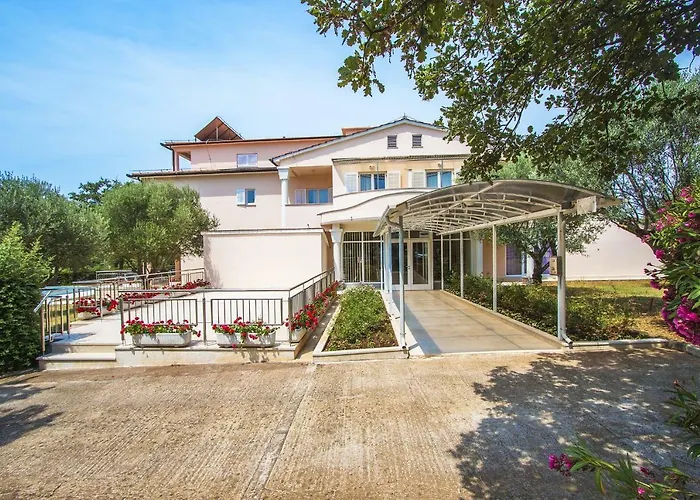 Pansion Oliva Maison d'hôtes 3*